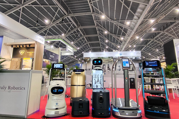 KEENON Robotics and Truly Robotics Showcase New Cleaning Products at Food & Hotel Asia-HoReCa Singapore 2024, Pioneering Intelligent Services